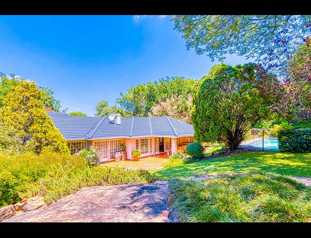 4 BEDROOM FREEHOLD FOR SALE IN BRYANSTON